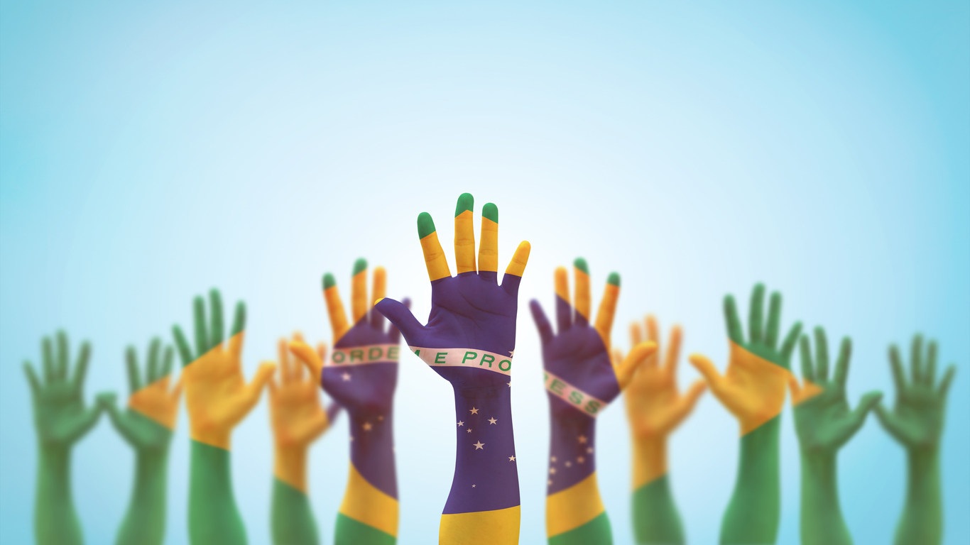 Dia Internacional da Democracia: regime em declínio no Brasil