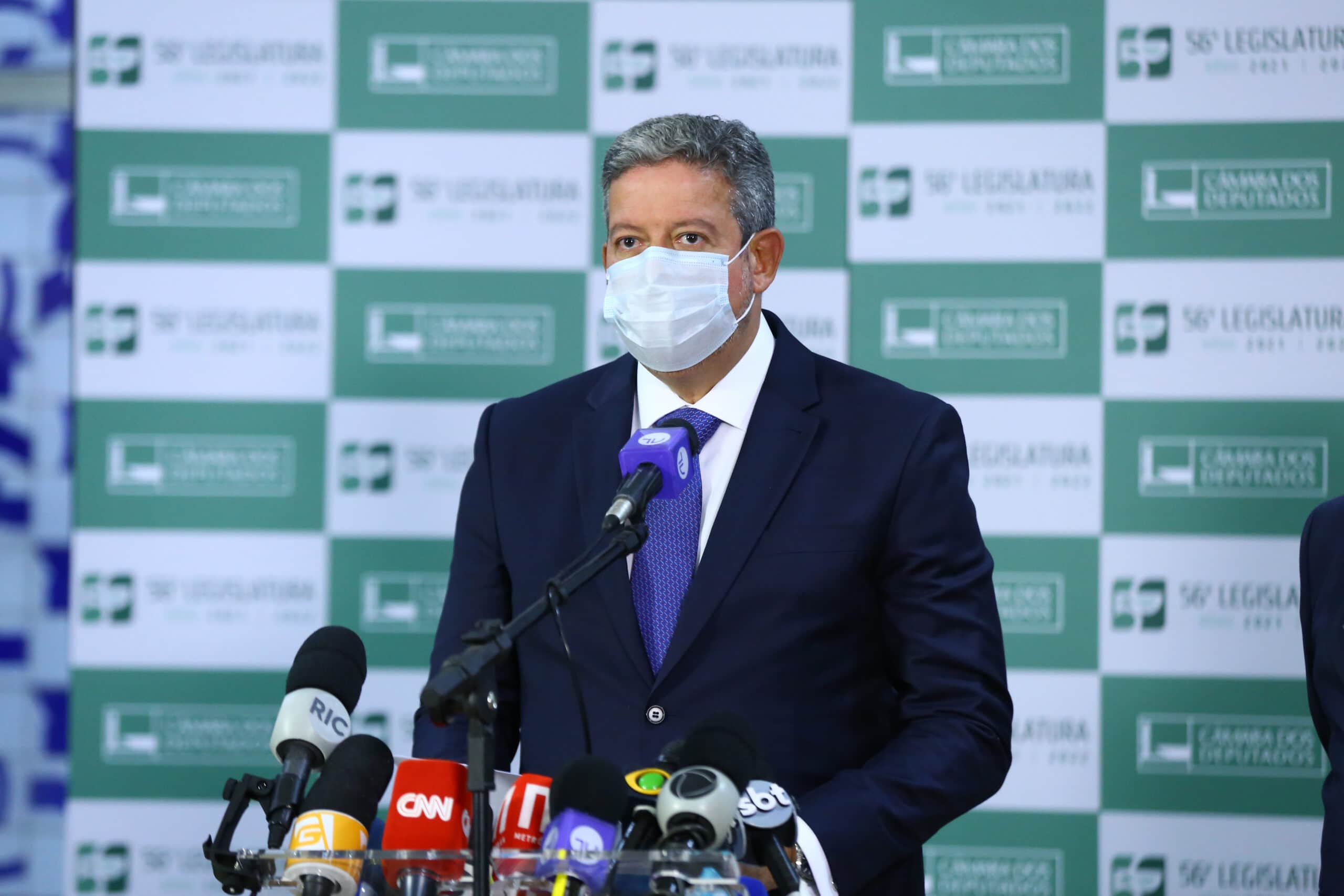 Entenda PEC que amplia poder do Congresso sobre órgão de fiscalização do Ministério Público