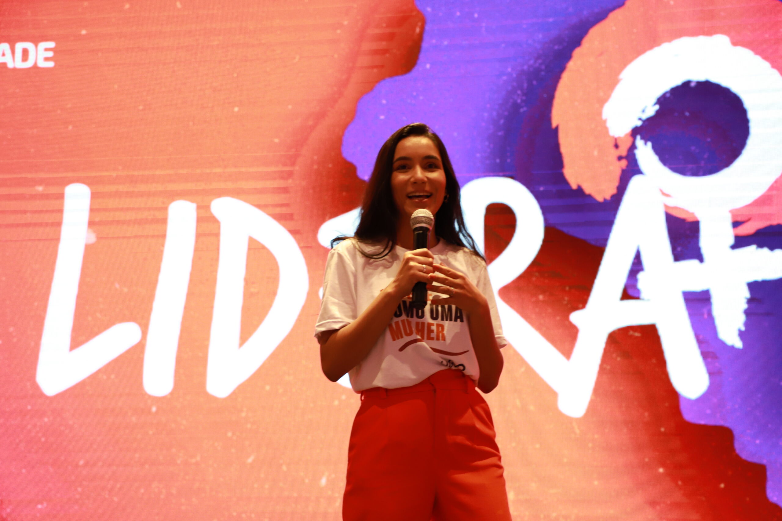 Mulheres na Política: entrevista de Samanta Costa para Mauri Oliveira